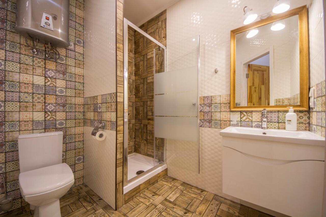 Design Apartments On Velyka Vasylkivska 42 Киев Экстерьер фото